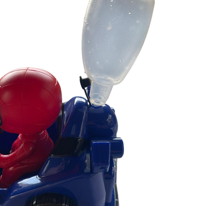 Svetleci auto sa dimom