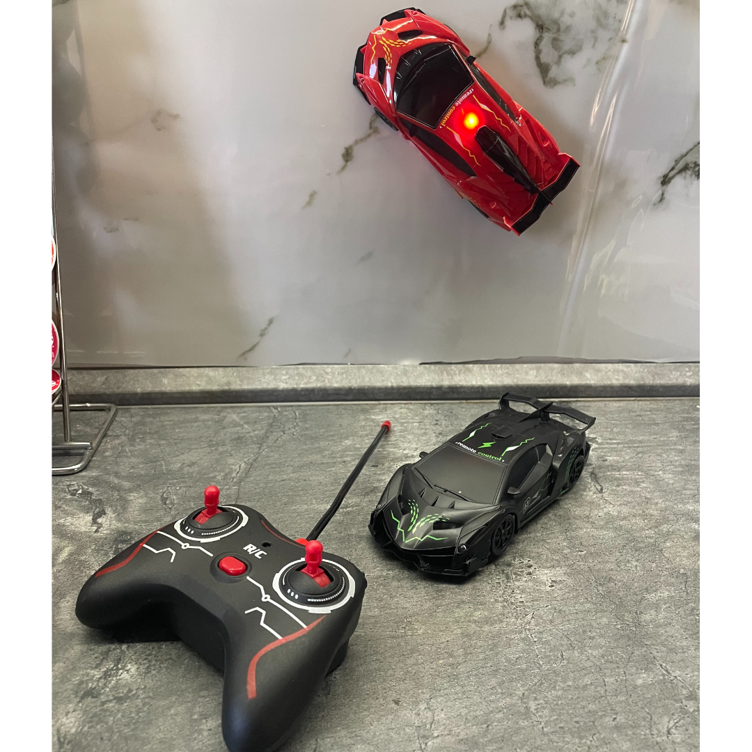 Autic koji se vozi po zidu