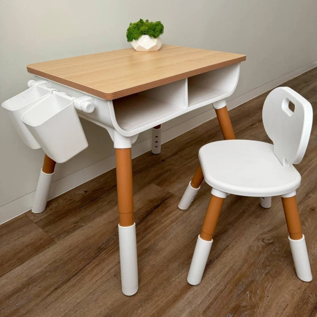 Dečiji radni sto sa stolicom